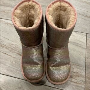 Pink Ugg boots-kids size 3